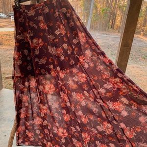 🌸Floral Maxi Skirt🌸